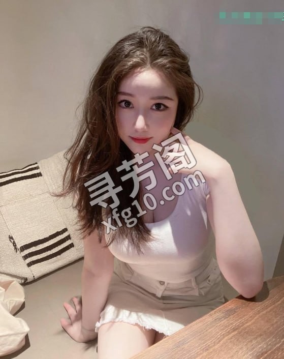 性感少妇 地方 香洲区 年龄 25 颜值： 8 800 项目 鸳鸯戏水，毒龙，水中潇，口爆、69互动，制服 2