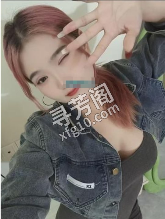 天河大胸妹子 地方 年龄 25岁-30岁 颜值： 6分 500 项目 鸳鸯浴，口吹，漫游，制服，丝袜，口爆 3