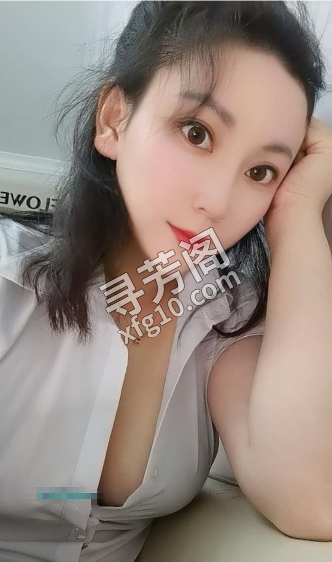 天河安安 地方 年龄 25岁-30岁 颜值： 6分 500 项目 水中箫，乳交，DL,口爆，制服诱惑，按摩 2