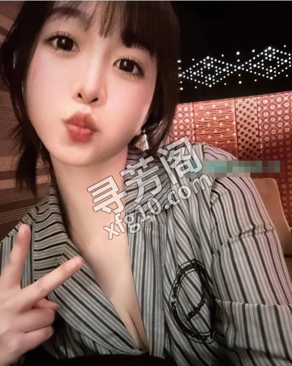 经常练瑜伽的骚逼 地方 广东省 南城 年龄 25 颜值： 8 1000/90分钟 项目 深喉，口爆、69，爱爱 2