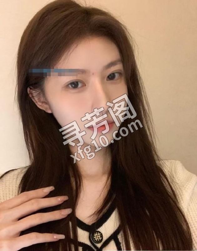 轻熟风御姐c胸长腿 地方 年龄 20岁-25岁 颜值： 8分 800 项目 洗吹做，鸳鸯浴，丝袜，胸推，臀推 4