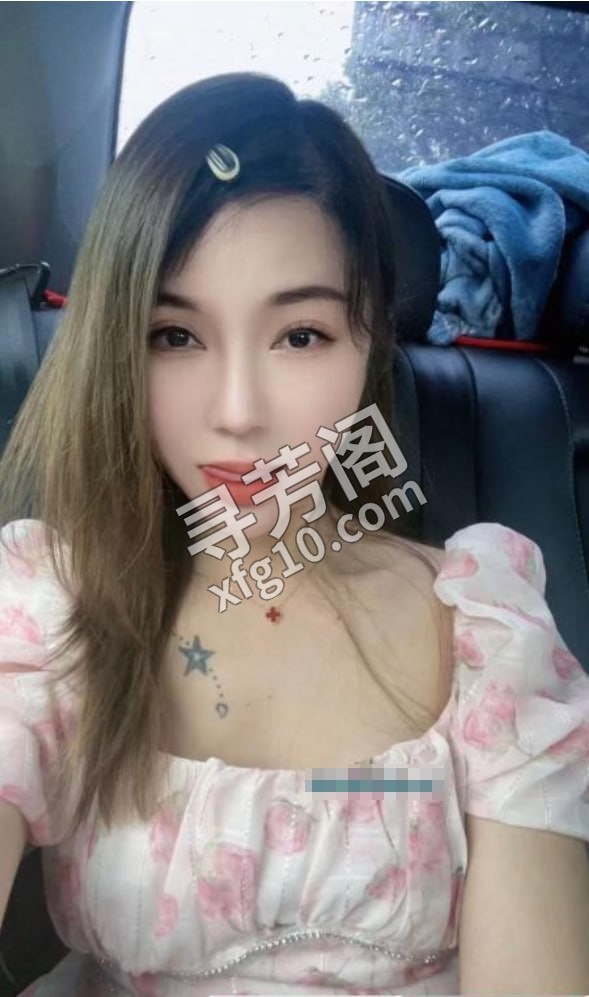 宝安长腿小姐姐 地方 辖区 年龄 25岁-30岁 颜值： 6分 400 项目 陪浴，波推，舔蛋蛋、制服诱惑 3