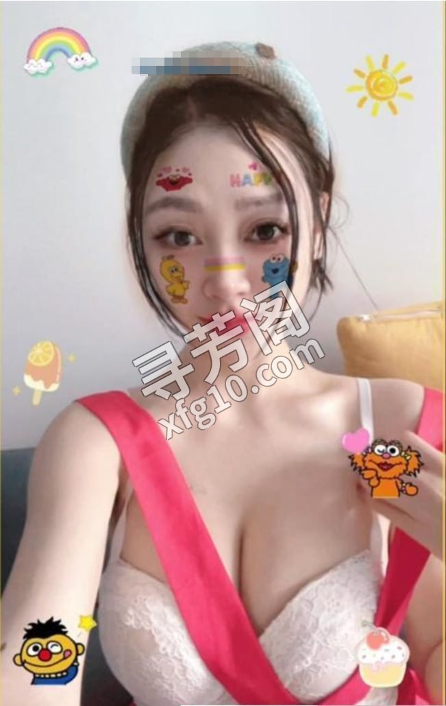 哈尔滨小晴儿 地方 年龄 25岁-30岁 颜值： 6分 800 项目 鸳鸯浴、艳舞、波推、舌吻、吹箫、六九 4