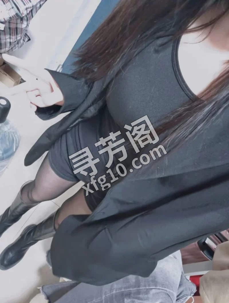 南宁小少妇 信息分类：楼凤兼职 地方：广西省- 信息来源：朋友推荐 年龄：26 颜值：身材：皮肤白，身材性感 2