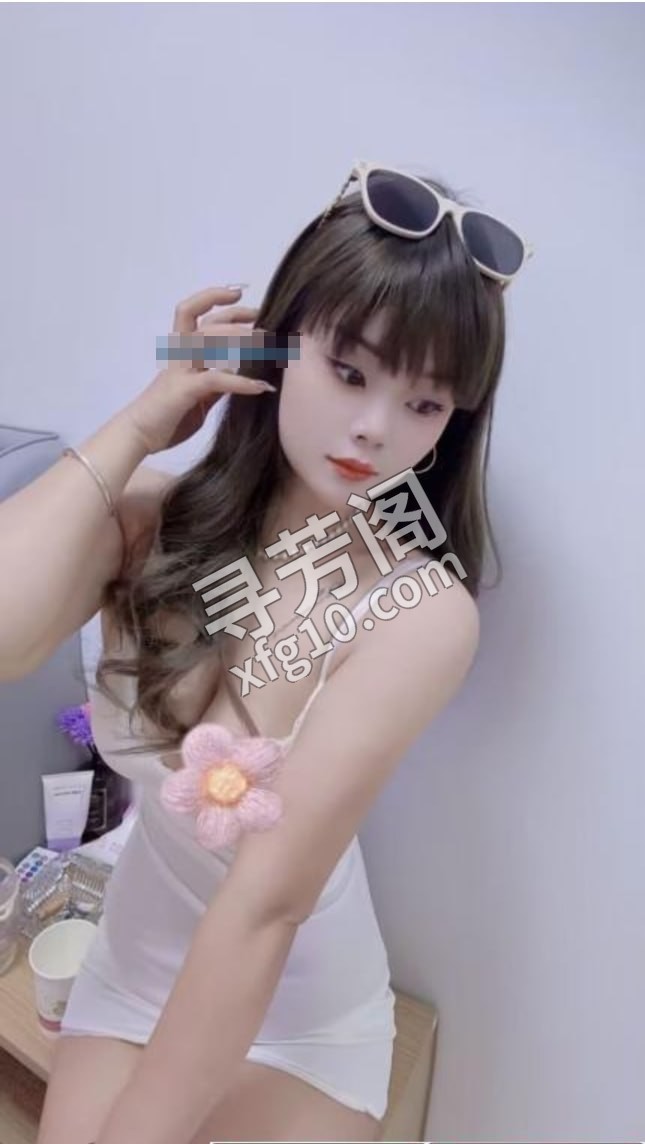 深喉女王 位置 几岁 25岁-30岁 颜值＝ 6分 费用明细 700 项目 全套项目 地球号 号 2