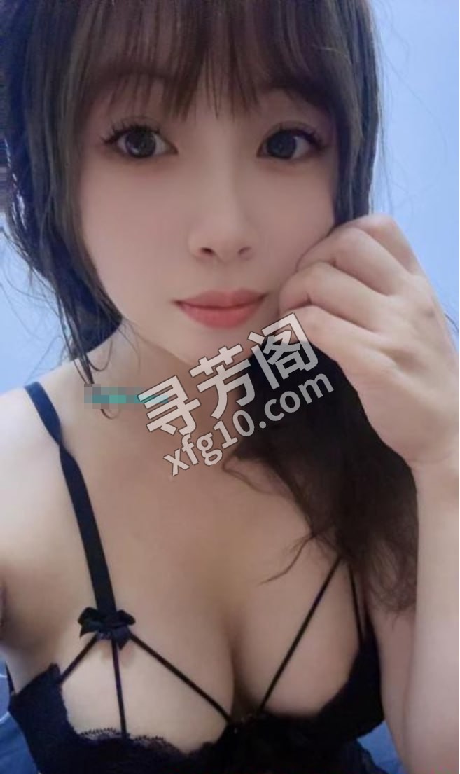 体验白云糖糖 地方 年龄 25岁-30岁 颜值： 6分 400 项目 鸳鸯浴 舌吻 毒龙 69 波推 漫游 4
