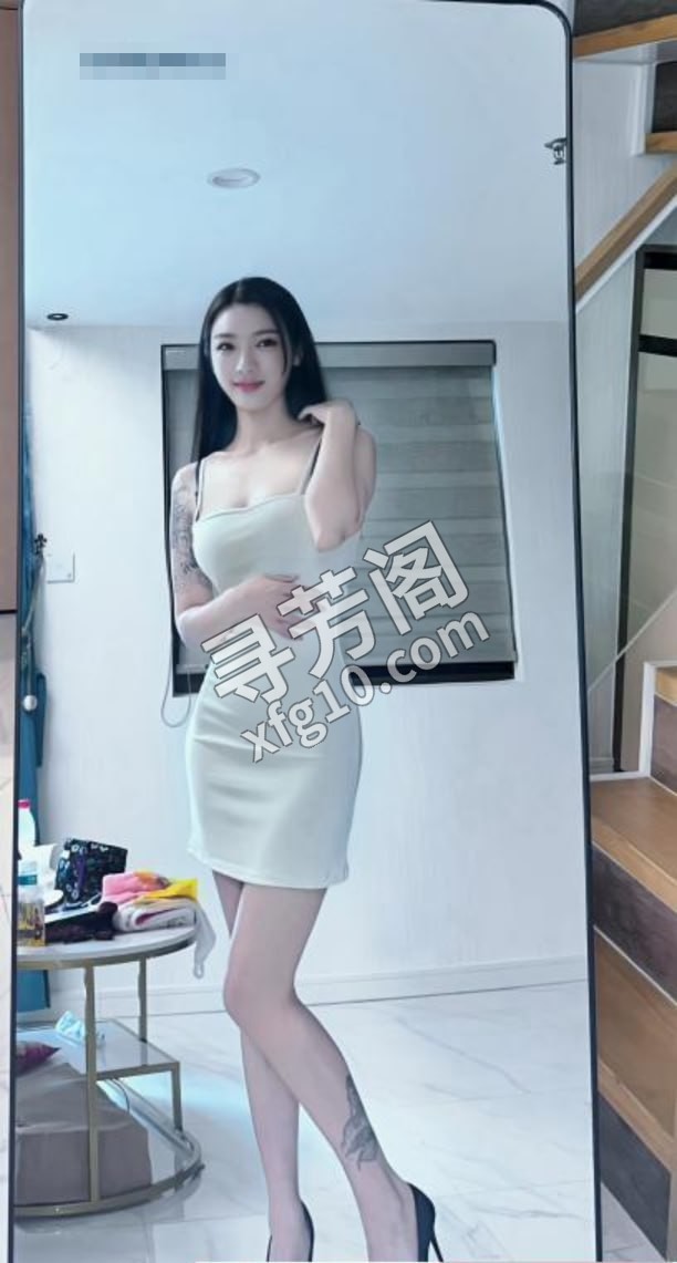 敏感易高潮铭铭 地方 年龄 25岁-30岁 颜值： 6分 500 项目 鸳鸯浴，水中萧，胸推臀推，69，毒龙 2