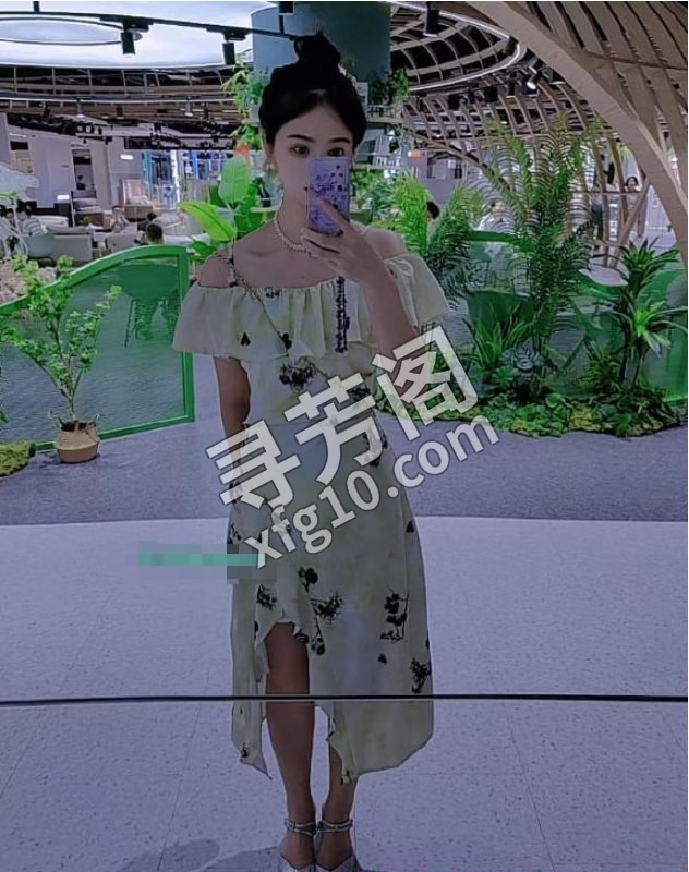 万江较小型妹子琪琪 地方 年龄 25岁-30岁 颜值： 6分 400 项目 全套项目 4
