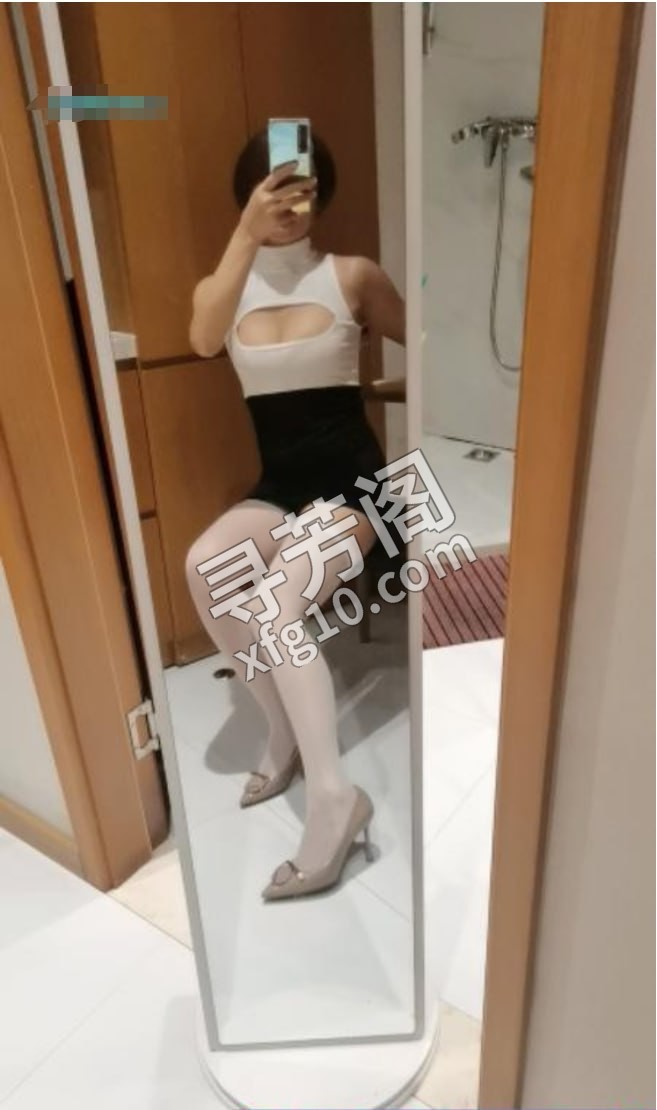 余杭御姐 地方 年龄 25岁-30岁 颜值： 6分 700 项目 培浴、胸推 指划 漫游 吸皮 毒龙 啪啪 4