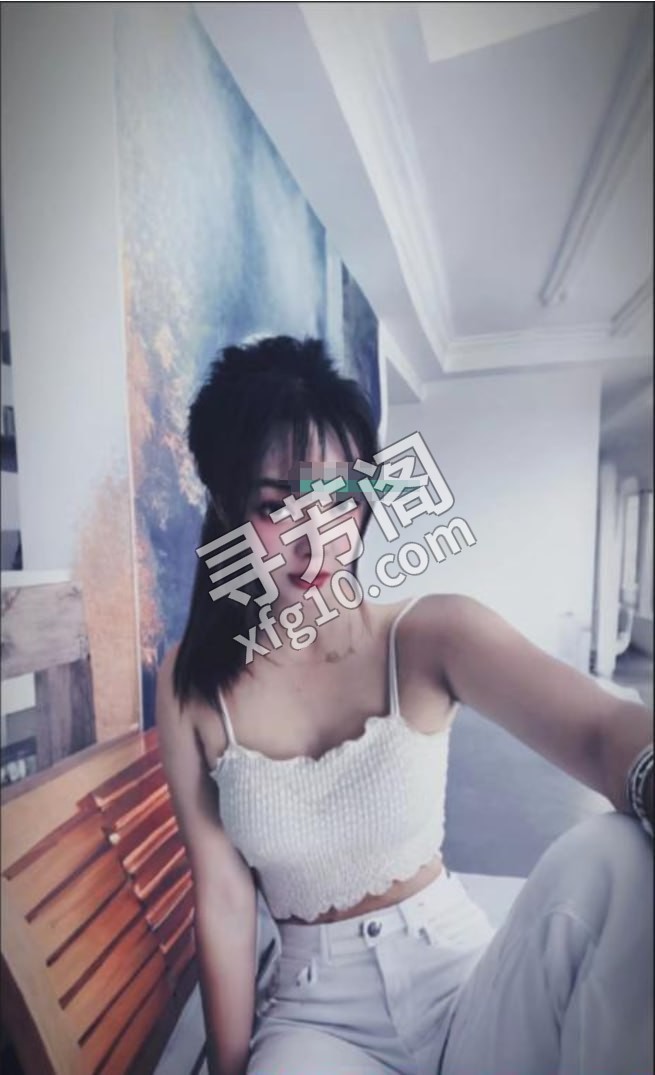滨江项目系小姐姐 地方 年龄 25岁-30岁 颜值： 6分 700 项目 鸳鸯浴，胸推，臀推，口爆，69，aa 3