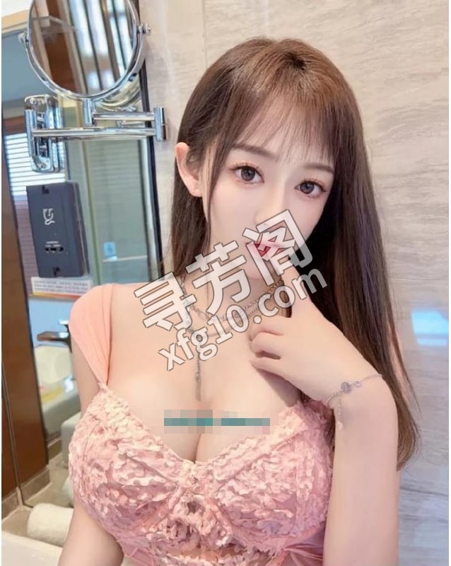 奶大的小骚货 地方 年龄 20岁-25岁 颜值： 6分 700 项目 洗澡，漫游，丝袜，制服，裸吹，69， 4