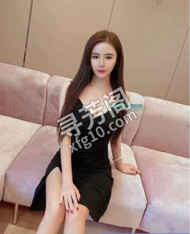 广州石溪大胸小姐姐 地方 年龄 25岁-30岁 颜值： 6分 500 项目 波推，漫游，刮痧， 毒龙 69 式 2