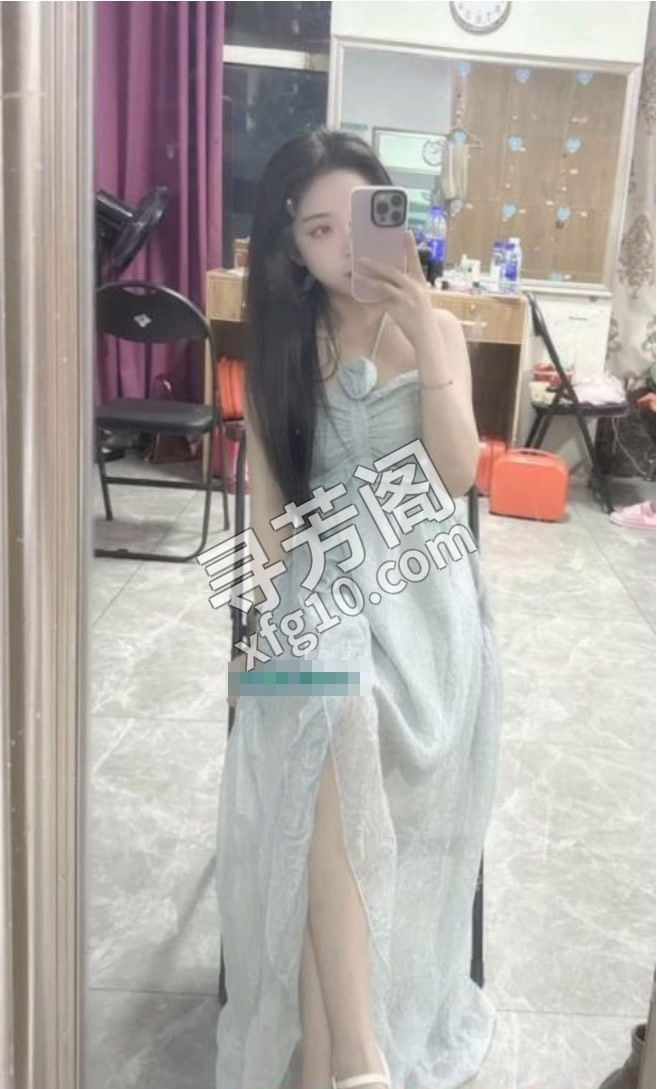 纤宝公主 地方 年龄 25岁-30岁 颜值： 6分 600 项目 鸳鸯浴 波推 69 sm 口爆 制服诱惑 3
