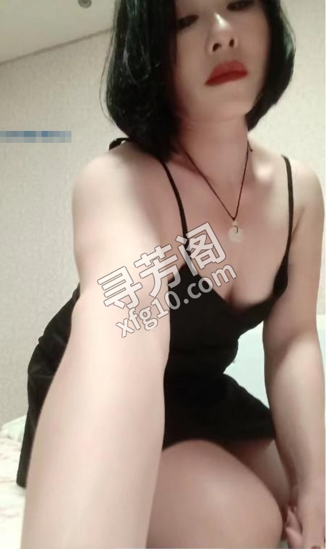 小巧玲珑的东北少妇 地方 年龄 25岁-30岁 颜值： 6分 400 项目 鸳鸯浴 漫游 69 吹箫 波推 3
