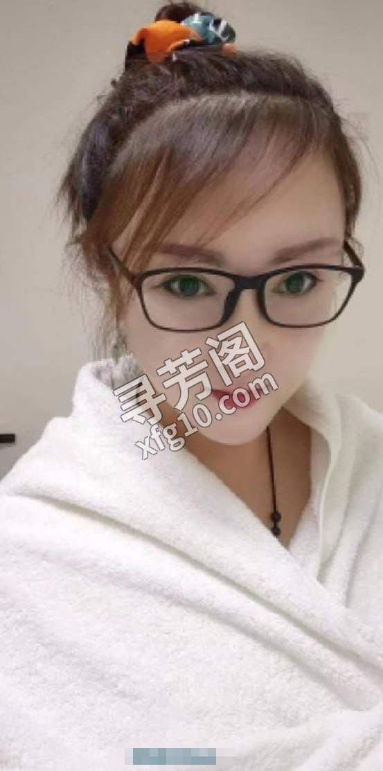 津南熟妇泓泓 地方 津南区 年龄 30岁-40岁 颜值： 5分 300 项目 鸳鸯戏水，口沙， 窃窃私语，水慢 2
