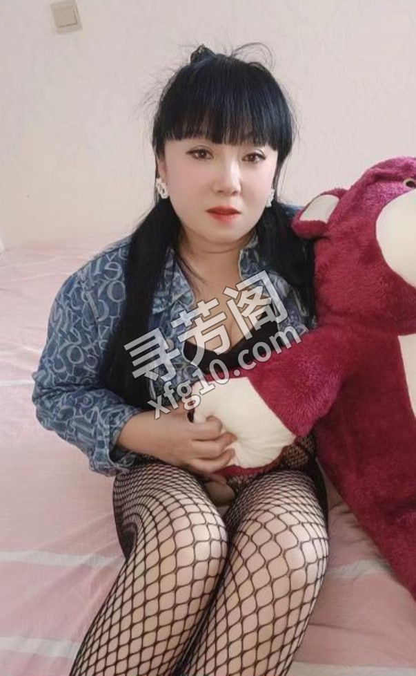 津南新来的东北姐姐 地方 津南区 年龄 30岁-40岁 颜值： 5分 300 项目 指滑，漫游，胸推，口活 2