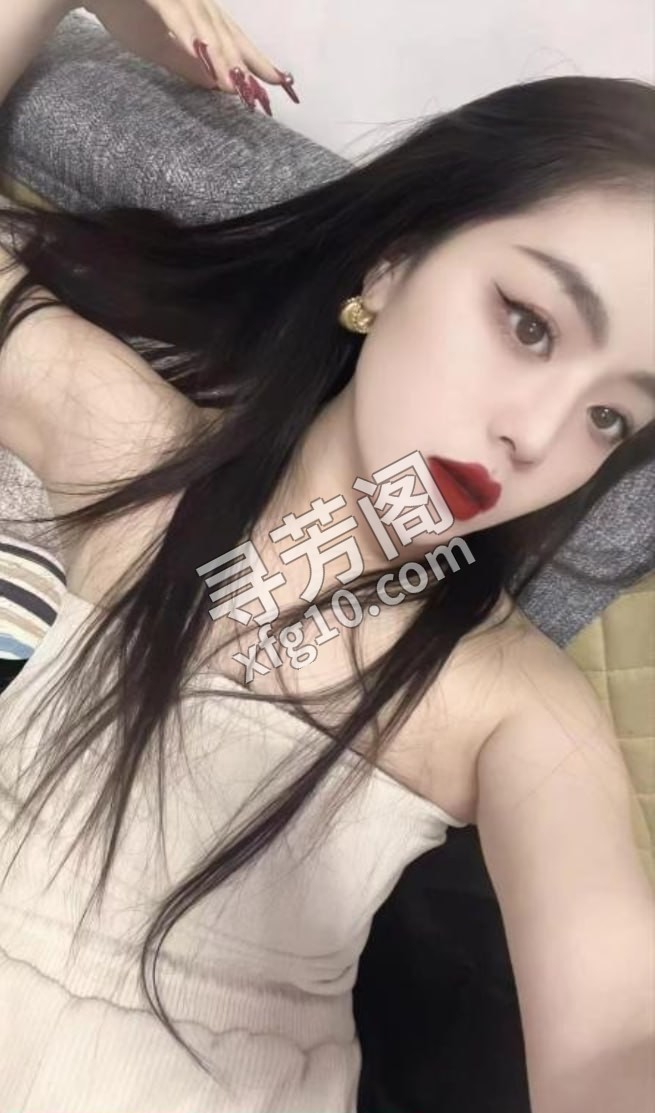 性感温柔小可爱 地方 年龄 25岁-30岁 颜值： 6分 600 项目 鸳鸯浴，漫游，胸推，69，制服，口活 2