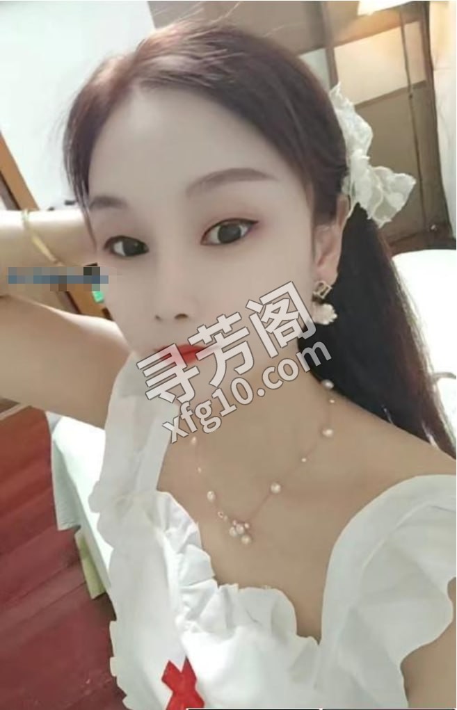 昆山性感小少妇 地方 年龄 25岁-30岁 颜值： 6分 500 项目 鸳鸯浴、按摩、波推、指滑、臀推、毒龙 3