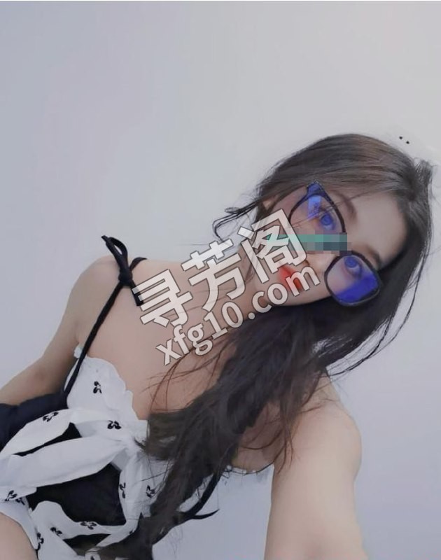 吴中治愈系妹子 地方 年龄 25岁-30岁 颜值： 7分 700 项目 全套项目 4
