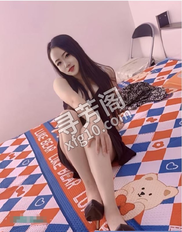 毒龙骚妇娇娇 地方 年龄 30岁-40岁 颜值： 6分 600 项目 深喉，舔蛋，指滑，胸推，69，毒龙，啪啪 2