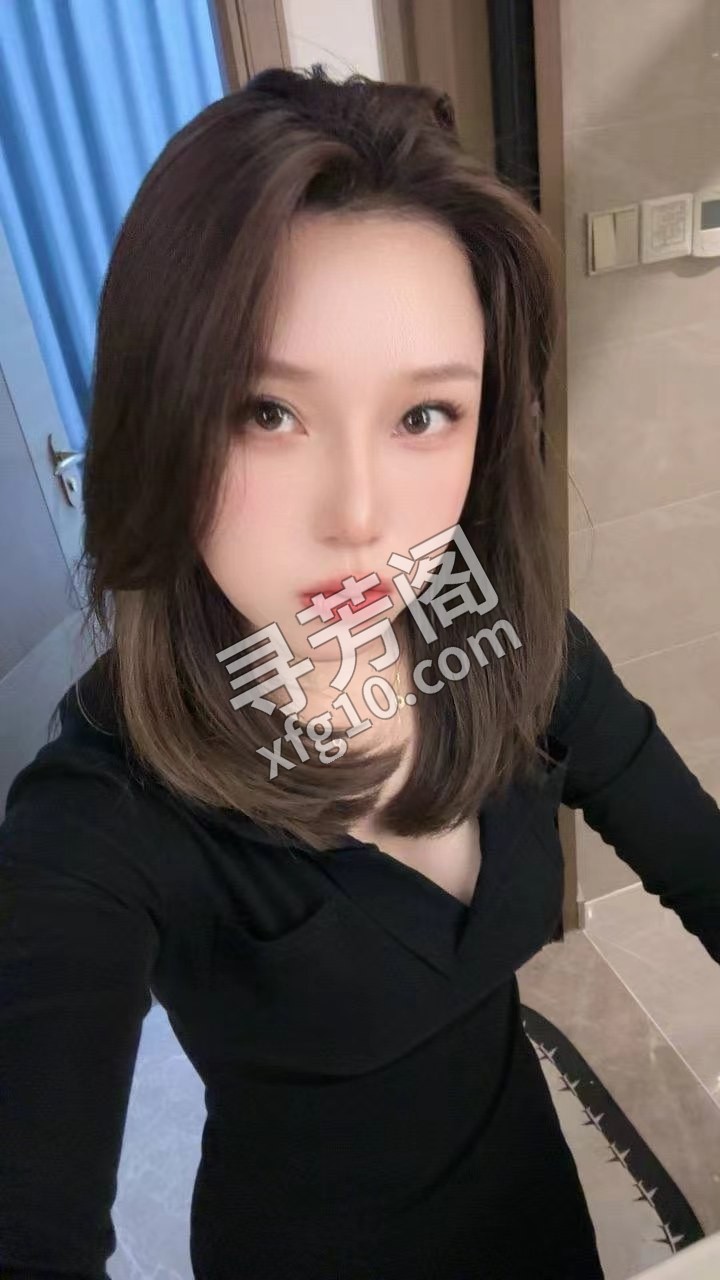 小店情趣项目果果 地方 小店区 年龄 27 颜值： 8 700/45分钟 项目 胸推，臀推，毒龙，口爆 3