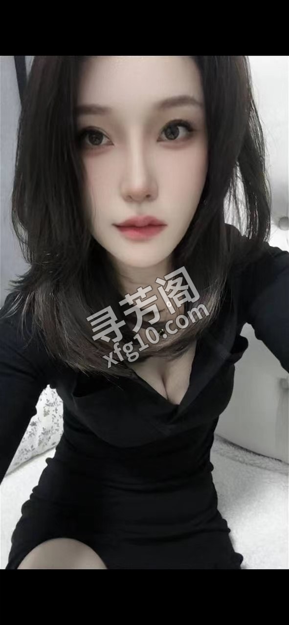 小店情趣项目果果 地方 小店区 年龄 27 颜值： 8 700/45分钟 项目 胸推，臀推，毒龙，口爆 4