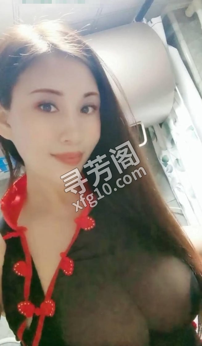 成寿寺凤凰天然E+ 地方 朝阳区 年龄 25岁-30岁 颜值： 8分 800至1500/40至60分钟 项目 3