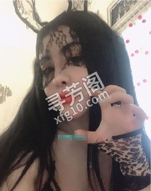 海珠Sisi 地方 年龄 25岁-30岁 颜值： 6分 600 项目 漫游，过水，海底捞月，毒龙，口爆 2