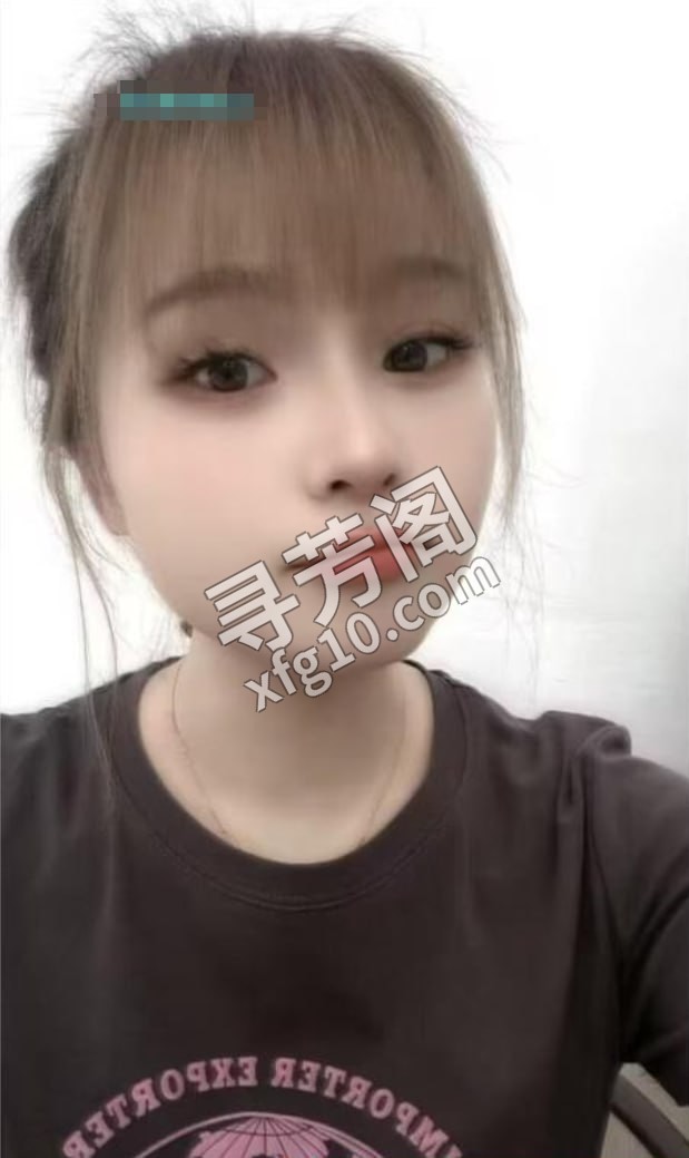 海珠水妹妹小玉 地方 年龄 25岁-30岁 颜值： 6分 500 项目 鸳鸯浴，舌吻，胸推，臀推，漫游，口爆 4