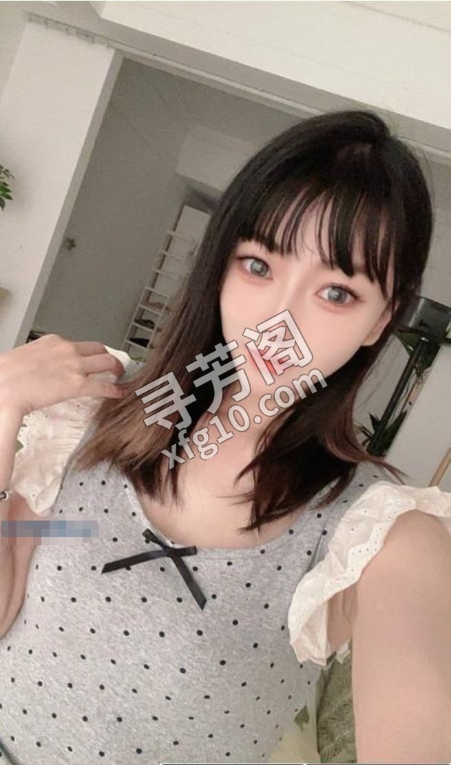 初来的初雪 地区 静安区 年龄 25岁-30岁 颜值 6分 价格 1000 服务 yyy，kiss，69 2
