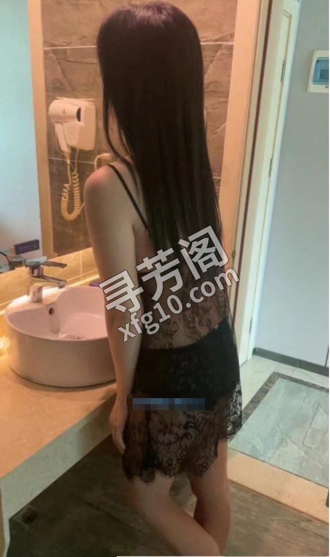 萧山清纯唯美小姐姐 位置 几岁 25岁-30岁 颜值＝ 6分 费用明细 500 项目 按摩 胸推 69 独龙 2