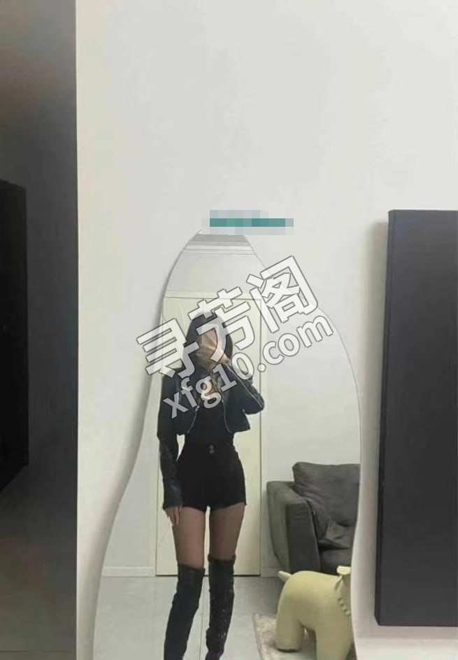 天河AV女王 地方 年龄 25岁-30岁 颜值： 6分 1000 项目 水床av调情，道具激情 阳台啪啪 3