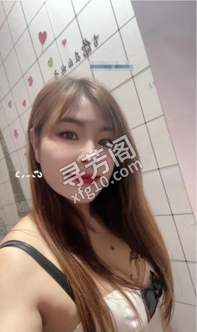 江门骚逼女 地方 年龄 25岁-30岁 颜值： 6分 400 项目 波推，独龙，69，口爆，按摩等等 2