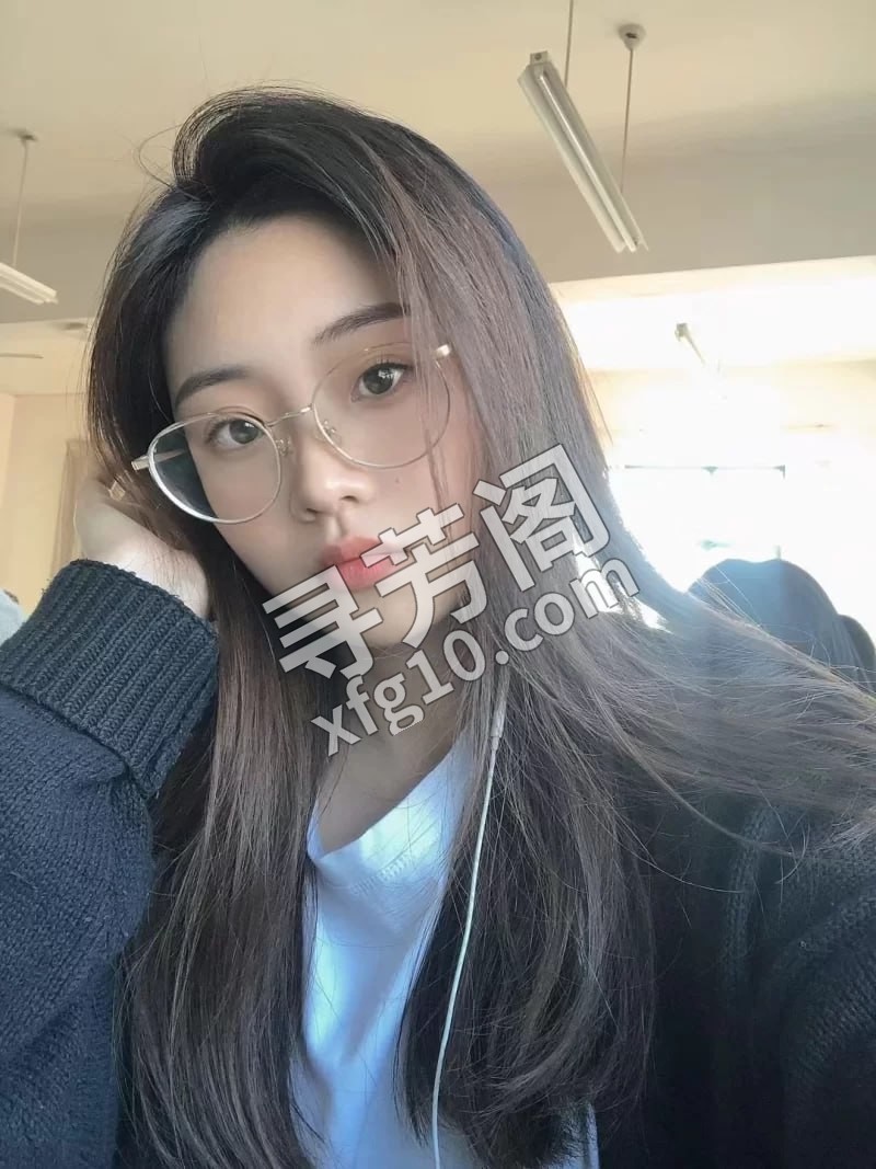 收银员出来兼职 信息分类：楼凤兼职 地方：江苏省- 信息来源：朋友体验介绍 年龄：21 颜值：身材：身材很棒 2