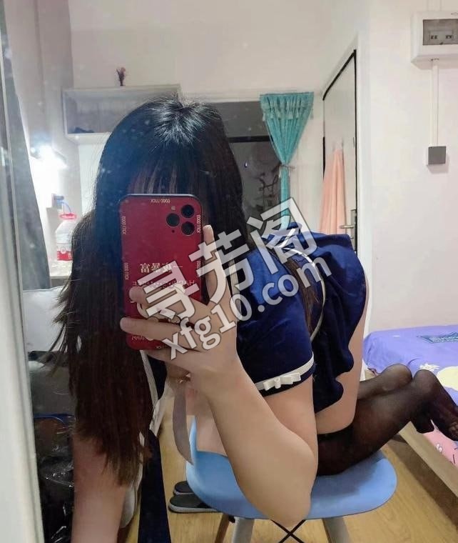 海珠波大屁股大的嫩妹 地方 年龄 25岁-30岁 颜值： 6分 350 项目 波推，口爆，洗澡等 2