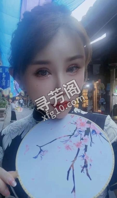 性感大长腿骚嫩妹 地方 年龄 25岁-30岁 颜值： 6分 500 项目 丝袜制服诱惑，口爆，69，激情爱爱 4