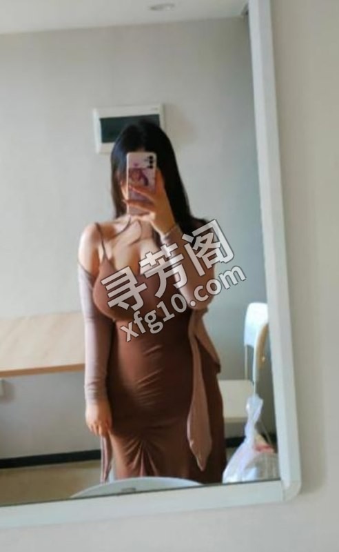 南京H奶小妹妹 地方 年龄 25岁-30岁 颜值： 6分 600 项目 口爆，胸推，毒龙，艳舞，全套，sm 2