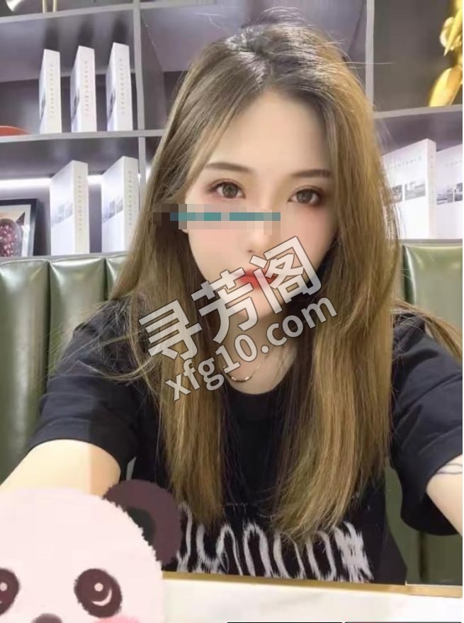 风骚的小姐姐 地方 年龄 25岁-30岁 颜值： 6分 700 项目 口活按摩波推指划69 2