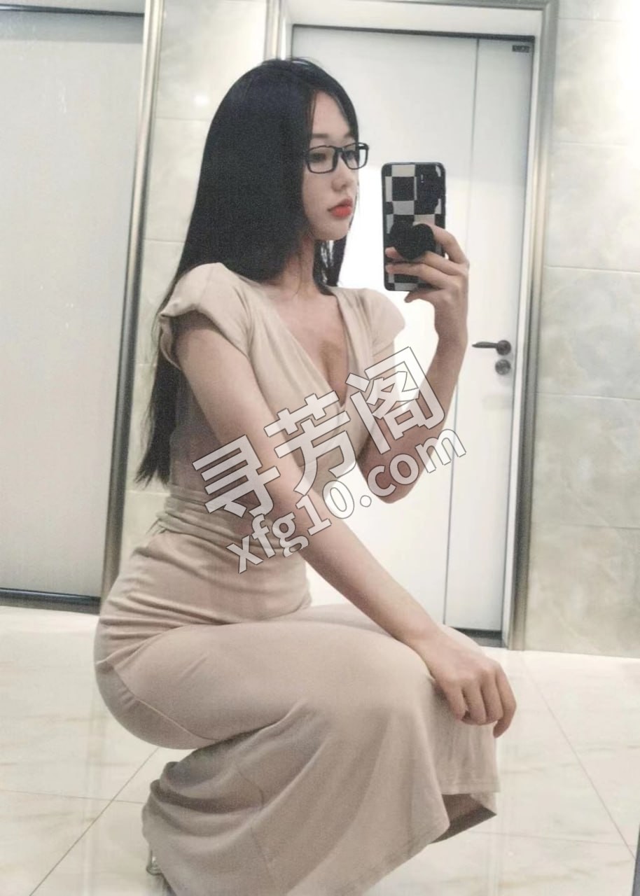 嘉兴糖糖妹妹好骚呀 信息分类：楼凤兼职 地方：浙江省- 信息来源：熟人推荐的 年龄：23 3