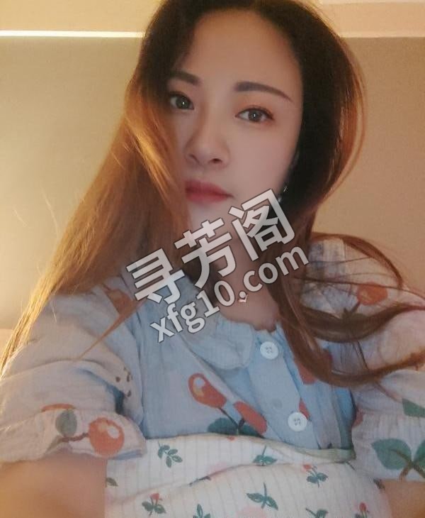 青羊少妇蒙蒙 地方 年龄 30岁-40岁 颜值： 6分 400 项目 鸳鸯浴，水中萧，69，口交，毒龙，口爆 3