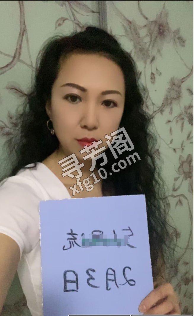 萧山泄火少妇 地方 年龄 30岁-40岁 颜值： 5分 300 项目 鸳鸯浴，漫游，冰火，毒龙，口爆、丝袜制服 2
