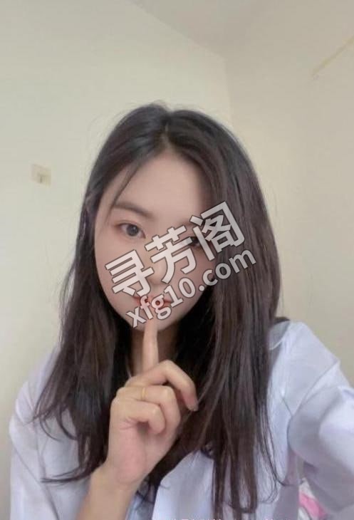 双流骚货甜甜老师 地方 年龄 25岁-30岁 颜值： 6分 600 项目 指划、调情、丝袜、口活、毒龙、爱爱 2