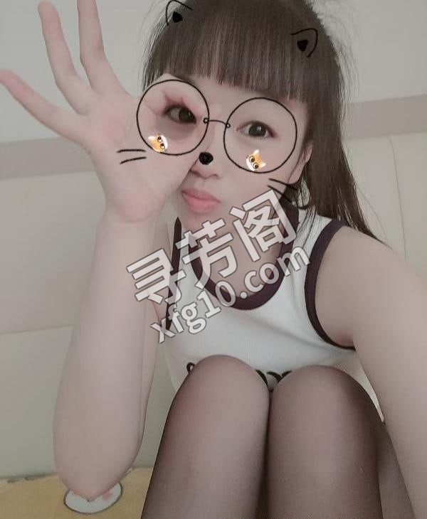 可爱萝莉妹子 地方 年龄 25岁-30岁 颜值： 6分 500 项目 胸推，臀推，口，深喉，做，制服，陪浴 3