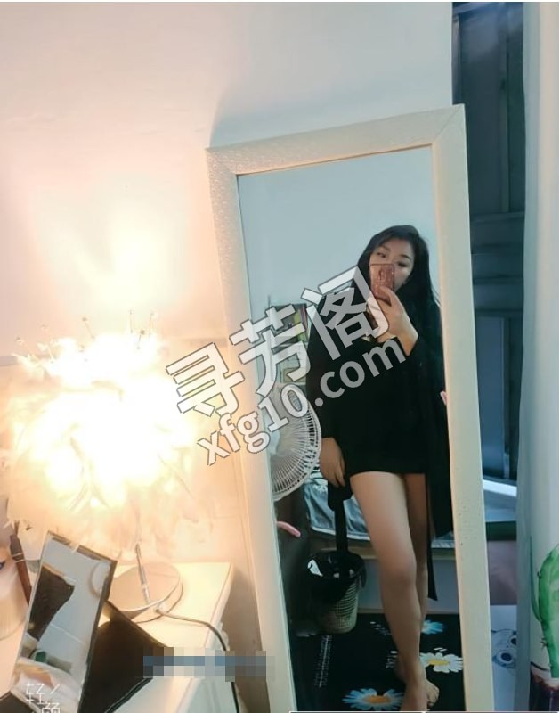 BBW巨乳楠楠 位置 渝北区 几岁 25岁-30岁 颜值＝ 6分 费用明细 500 项目 调情 胸推 口交 4