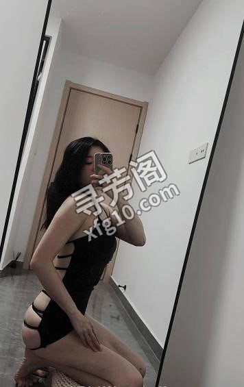 制服控微胖小少妇 地方 年龄 25岁-30岁 颜值： 6分 800 项目 鸳鸯浴 胸推 漫游 口爆 舌吻 指划 2