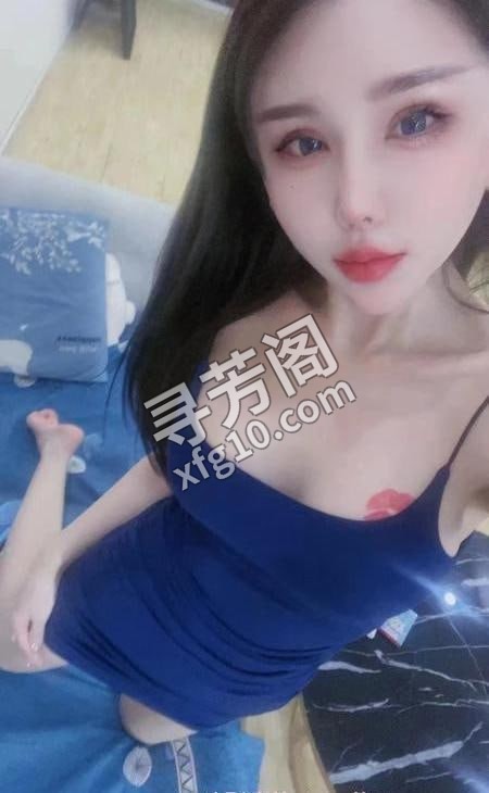 模特级大宝贝 地方 年龄 25岁-30岁 颜值： 6分 500 项目 洗澡，蛇吻，胸推，丝袜制服，蛇吻 3