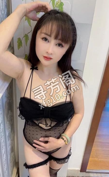 南门大胸美女 地方 年龄 25岁-30岁 颜值： 6分 400 项目 鸳鸯浴 水中萧 调情 漫游 胸推 毒龙 2
