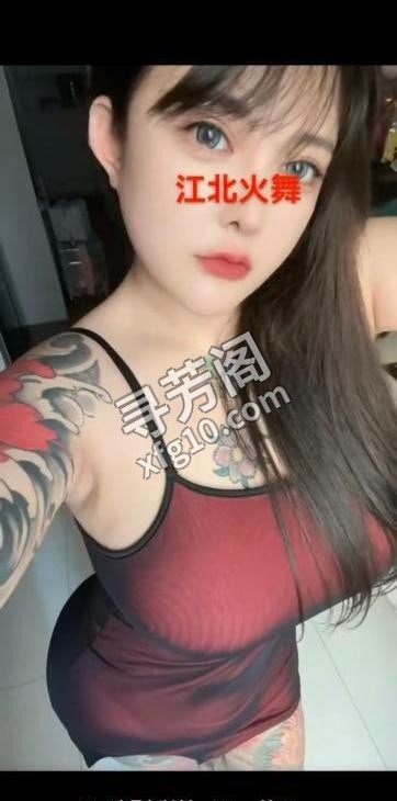 网红名凤火舞 地方 年龄 25岁-30岁 颜值： 7分 1200 项目 角色扮演，鸳鸯浴，水床，水中萧，过水 2