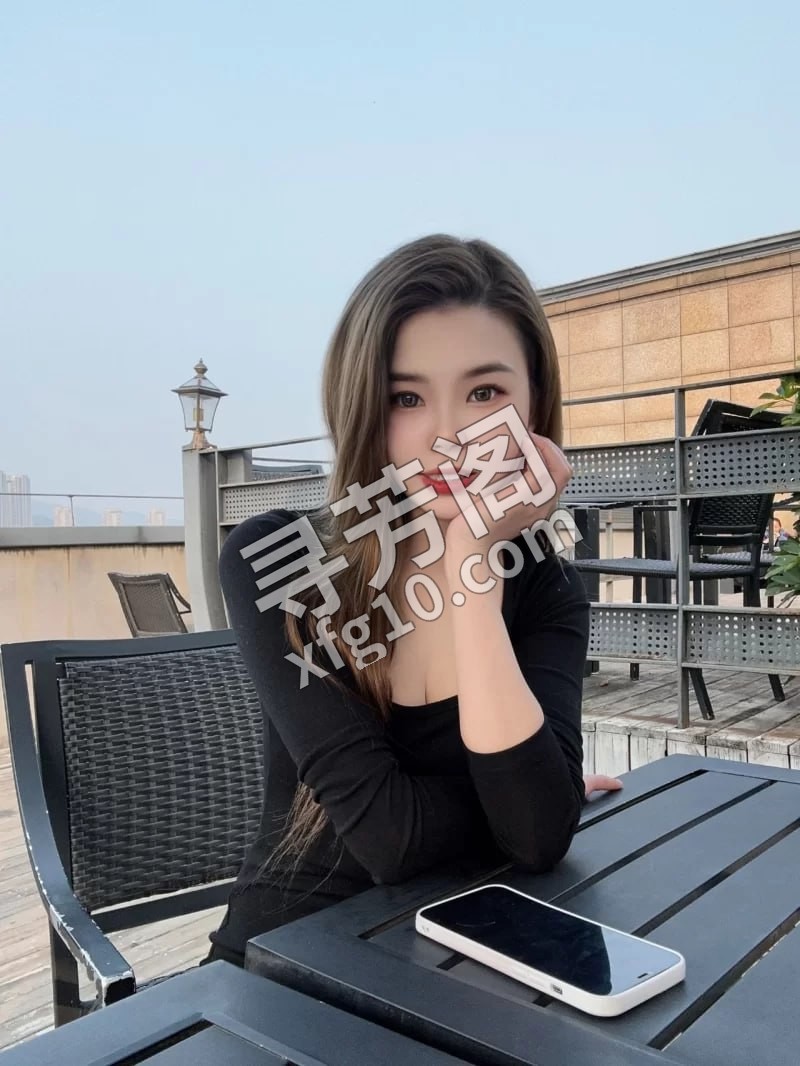 长沙新人护士小姐姐兼职 信息分类：楼凤兼职 地方：湖南省- 信息来源： 年龄：24 颜值：身材：168 96 2