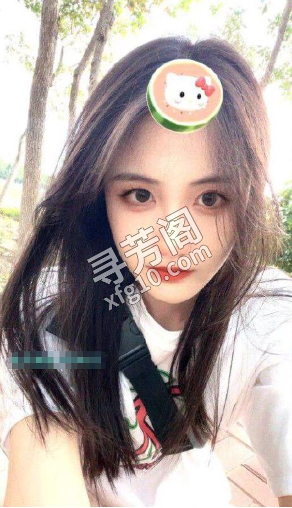 颜值：标致妩媚浪女 地方 铜山区 年龄 24 颜值： 8 600 项目 全套项目 3